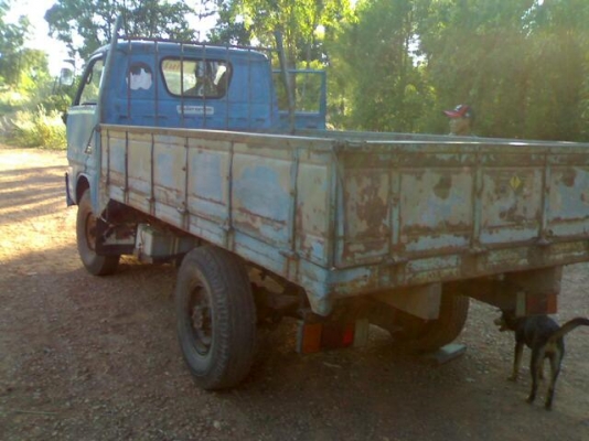 ELF 4ล้อ พร้อมหัวสีไทเส็งจัมโบ้ 5ฟุต ELF 4ล้อ พร้อมหัวสีไทเส็งจัมโบ้ 5ฟุต