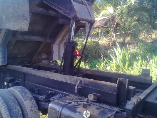 ขายรถดั้ม6ล้อTOYOTA BU 61 ปี34 ซื้อไปใช้งานได้เลยทะเบียนไม่ขาด่เอกสารพร้อม โอน