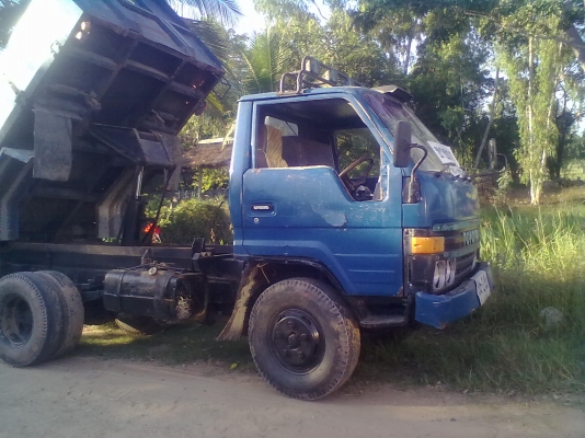 ขายรถดั้ม6ล้อTOYOTA BU 61 ปี34 ซื้อไปใช้งานได้เลยทะเบียนไม่ขาด่เอกสารพร้อม โอน