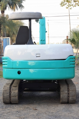 ขายรถแม็คโค IHI 45J (เทียบเท่า KOMATSU PC45) นำเข้าจากญี่ปุ่น รถสวย พร้อมใช้งาน ติดต่อ 086-775-7900