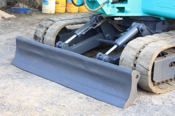 ขายรถแม็คโค IHI 45J (เทียบเท่า KOMATSU PC45) นำเข้าจากญี่ปุ่น รถสวย พร้อมใช้งาน ติดต่อ 086-775-7900