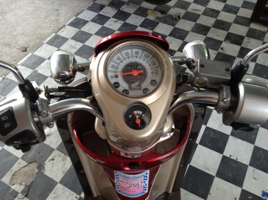 ขาย!!!สกู๊ปปี้ไอ ปี53 รถเครื่องดีคับ มีเล่มทะเบียนครบ ภาษีไม่หมด