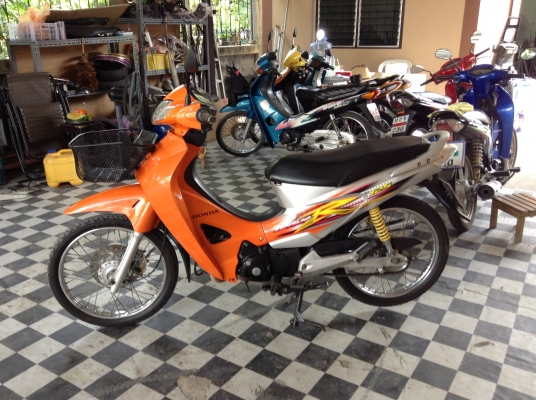 ขาย!!!เวฟ125R ปี48 รถเครื่องดีคับ มีเล่มทะเบียนครบ ภาษีไม่หมด