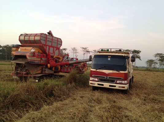 ขาย FC 3J หกล้อดั้ม เครื่อง JO7C พร้อมใช้