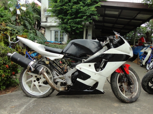 ขาย vfr 400 2 คันครับ 40000บาท