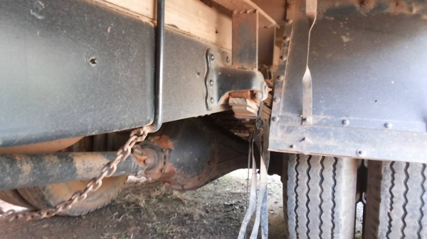 ***ขายแล้วครับขอบคุณ Truck2hand ขาย6ล้อช่วงยาว สภาพสวยๆเดิมจัด HINO FC2WHLA 120HP ซุปเปอร์เสี่ยห้างแท้ปีปี38 กระจกไฟฟ้า WO4D120แรง แน่นๆแรงไม่มีเยิ้ม ช่วงล่างคัสซีสวยมากๆ เดิมๆโรงงาน ไม่มีบวม กระบะไม้5.3ม.พื้นไม้ข้างไม้คอกไม้ สภาพสวยมากไม่มีผุ หัวบางเดิมภ ***ขายแล้วครับขอบคุณ Truck2hand ขาย6ล้อช่วงยาว สภาพสวยๆเดิมจัด HINO FC2WHLA 120HP ซุปเปอร์เสี่ยห้างแท้ปีปี38 กระจกไฟฟ้า WO4D120แรง แน่นๆแรงไม่มีเยิ้ม ช่วงล่างคัสซีสวยมากๆ เดิมๆโรงงาน ไม่มีบวม กระบะไม้5.3ม.พื้นไม้ข้างไม้คอกไม้ สภาพสวยมากไม่มีผุ หัวบางเดิมภ