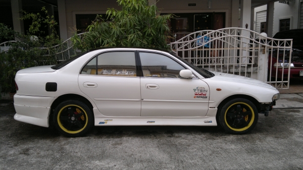 ขายมิซู กาแล้นอัลติม่า เครื่อง4g63 เกียร์ออโต้ ติดแก๊สหัวฉีด เบรคABSดิส4ล้อ