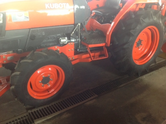 ขายรถแทรคเตอร์ รุ่น L4508DI MAX