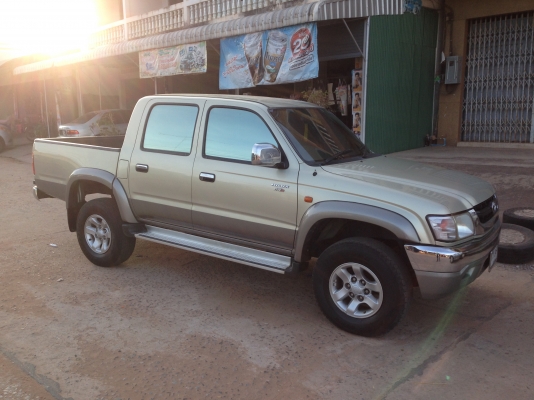 ,-ขายแล้วครับขอบคุณเสี่ยพวงกาฬสินไม่ต่อแม้แต่บาทเดียว SPORT CRUISER 2.5 S 4WD ปี 2002 สวยจัดมากๆมือเดียวมีป1ถูกๆ