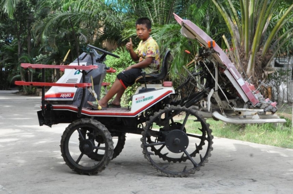 ขายรถดำนา YANMAR RR40 สภาพสวยเดิมจากญี่ปุ่นยังไม่เคยใช้ในไทย 55,000 เท่านั้น!!