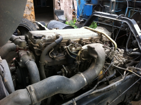 ขายรถ 6 ล้อ กระบะคาร์โก้ ติดตั้งเครน TADANO 5 ตัน 3 ชัก 4 ปลอก HINO FF1J รถสวย รีบจองด่วน