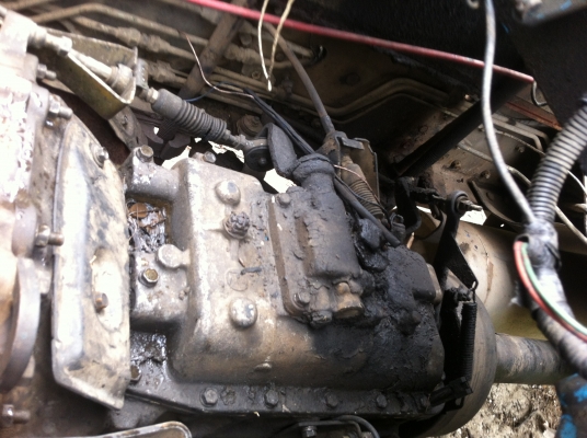 ขายรถ 6 ล้อ กระบะคาร์โก้ ติดตั้งเครน TADANO 5 ตัน 3 ชัก 4 ปลอก HINO FF1J รถสวย รีบจองด่วน