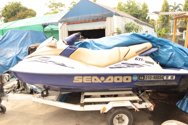 ขายเจ็ทสะกี seadoo GTI ปี 2002 เครื่อง720cc. ราคา 150,000บาท