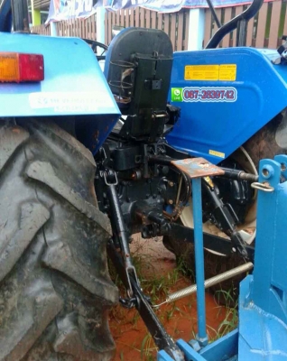 ขาย รถไถ ล้อยาง 2 เพลา NEWHOLLAND รุ่น TT 75