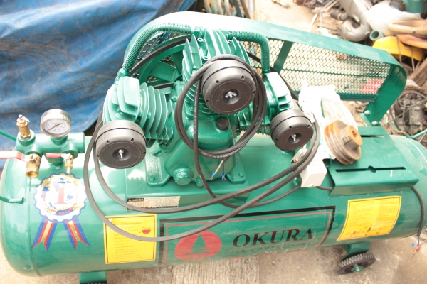 ขายปั้มลม OKURA ถัง165 ลิตร 3สูบ 2แรง ราคา 16,500บาท ขายปั้มลม OKURA ถัง165 ลิตร 3สูบ 2แรง ราคา 16,500บาท