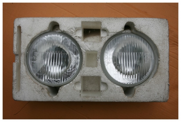 ขาย โคมสปอทไลท์ Bosch แท้ 1 คู่