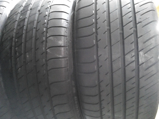ยาง มิชลิน 245/45/17 1 คู่ 4500บาท