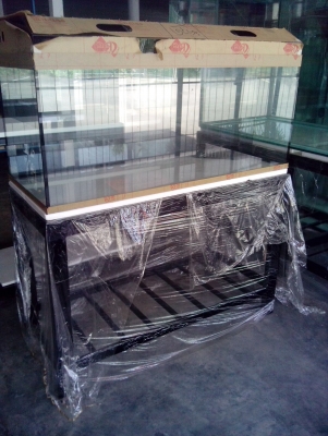 ขาย..ตู้เลืัยงปลา.สวยงาม..ราคาโรงงาน ขาย..ตู้เลืัยงปลา.สวยงาม..ราคาโรงงาน