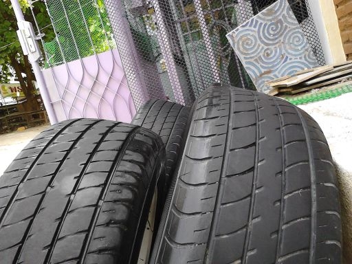 แม็ก Toyota Vios 5ก้าน 15-4-100 พร้อมยางDunlop 185-60-15 แม็ก Toyota Vios 5ก้าน 15-4-100 พร้อมยางDunlop 185-60-15