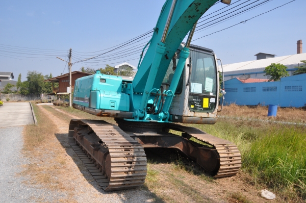 รถแบคโฮเก่าญี่ปุ่น Kobelco SK200-6 (mark 6 - YN07)