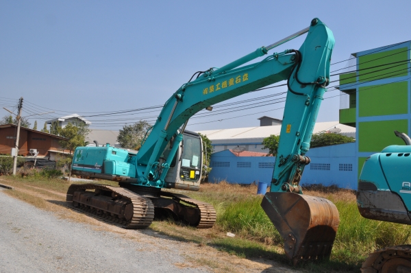 รถแบคโฮเก่าญี่ปุ่น Kobelco SK200-6 (mark 6 - YN07)