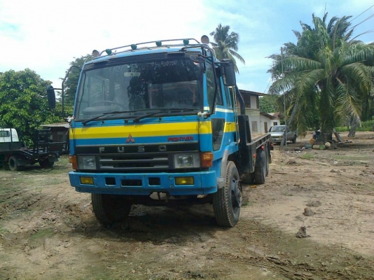 สิบล้อ มิตรซูมิชิ  FN 527 MA  หัวเชียงกง ยกใหม่ ยาง 80 \% 2 เพลา กระบะหางเทรนเลอร์แบ็คโฮต่อใหม่  6D16 ทะเบียนพร้อมโอน