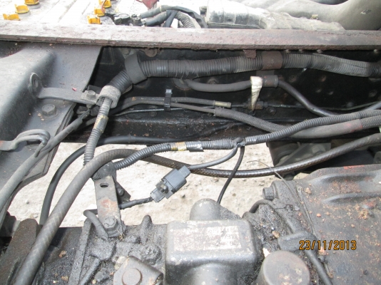 6ล้อ-MITSUBISHI-MMTFE649E--เครื่อง4D34115หัว-ครัชซี4,30เมตร--ขายรวม2คัน--690,000-