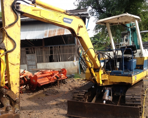 ขาย  pc 30  คันนี่ทํางานดี เร็ว ไวแน่นทั้งคัน vdo ครับ