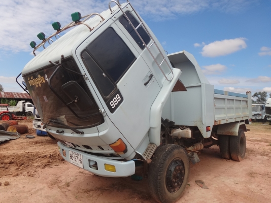 ขายด่วนรถหกล้อดัมพ์  ISUZU  ROCKY  175  สภาพดี  พร้อมใช้งาน