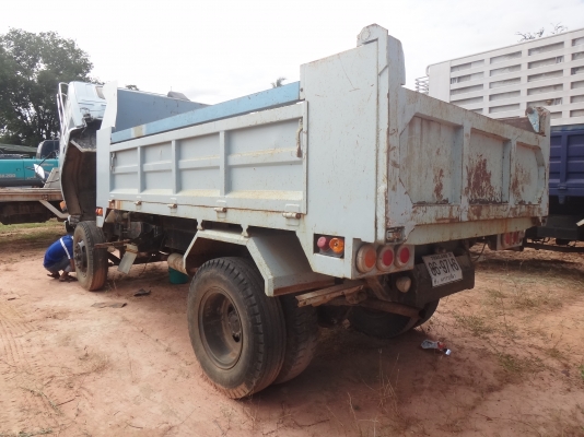 ขายด่วนรถหกล้อดัมพ์  ISUZU  ROCKY  175  สภาพดี  พร้อมใช้งาน