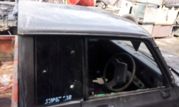 เอาไปปั้นต่อmazda familiay1300ราคาถูก27000บาท เอาไปปั้นต่อmazda familiay1300ราคาถูก27000บาท