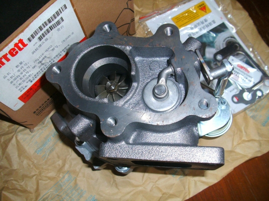 เทอร์โบ SK200-8