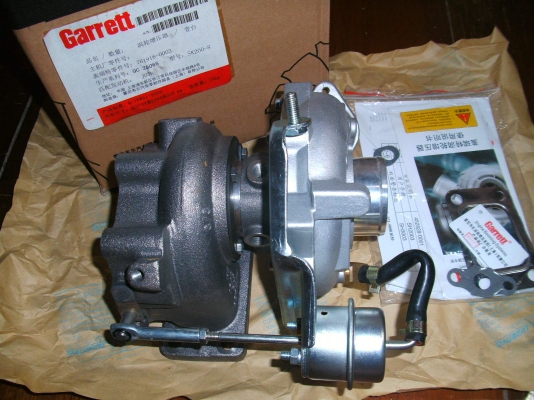 เทอร์โบ SK200-8