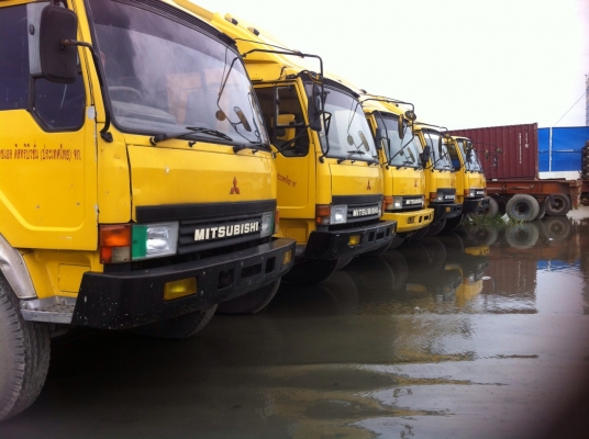 ต้องการขายรถฟูโซ่6ล้อช่วงยาว7เมตร30เครื่องดีคัชซีสวยเบรกชิปฟี่ยางเต็มรถห้างแท้มีให้เลือกหลายคันยางเลเดียนแท้6เส้นเครื่อง6ดี16ตู้ทืบ2บานราคาเบาๆ550000ต่อรอง