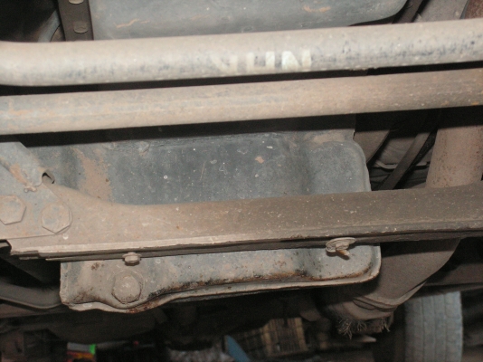 นิสสันเเวน2ประตู