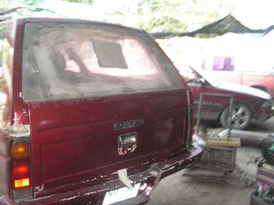 นิสสันเเวน2ประตู