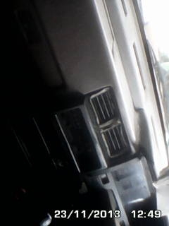 นิสสันเเวน2ประตู