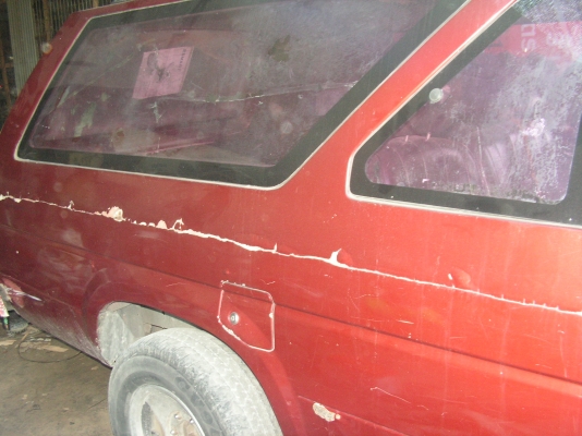 นิสสันเเวน2ประตู