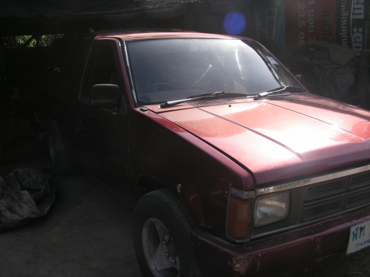 นิสสันเเวน2ประตู