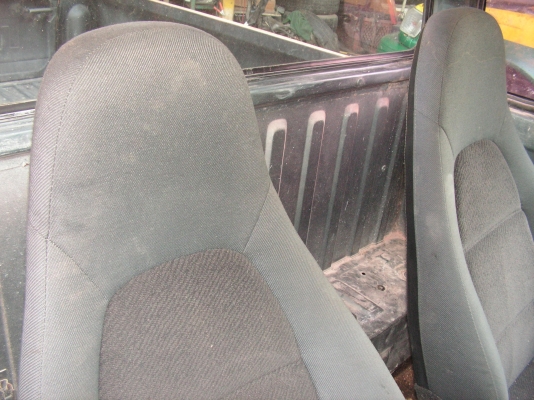 มาสด้าเฟรมิลีเเค็ปเล็ก