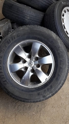 ขายล้ออะไหล่วีโก้ ขอบ 16 มี 1วง 1500