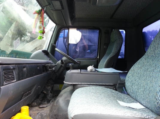 รถโม่ปูน 6ล้อ รุ่น สิงห์ไฮเทค