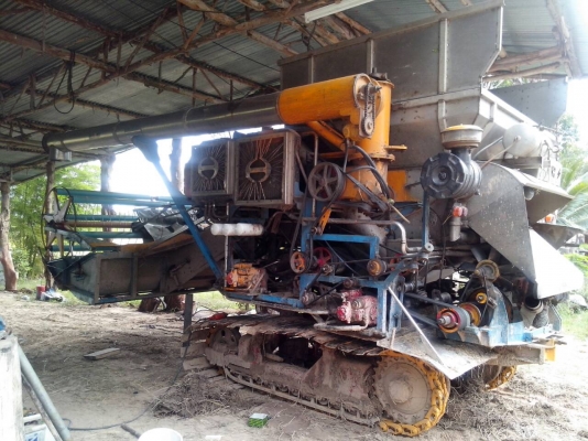 ขายรถเกี่ยวอุ้ม2.5ตันเลสทั้งคัน