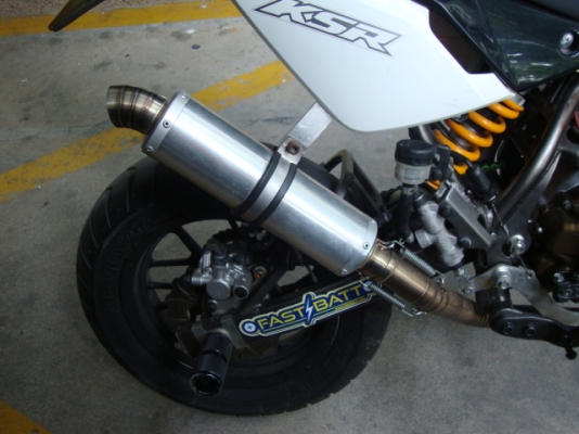 ขาย NEW Ksr ปี53 แต่งเต็ม  ลูกCB  ครัชมือ        ราคา 41,000.- บาท