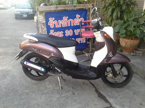 Fino ปี 53 ตัวพรีเมี่ยม ล้อแม็ค รถบ้าน สวย เดิม เครื่องดีมาก เอกสารครบ โอนได้เลยหรือให้ที่ร้านโอนให้ก็ไม่มีปัญหาจ้า