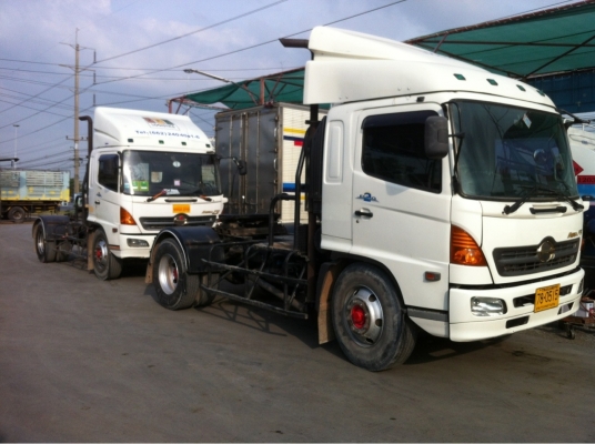 6ล้อหัวลากมีหลายคัน