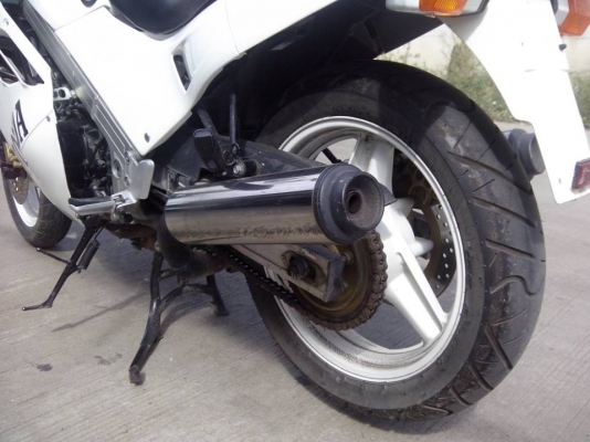 ขาย vfr 750 police ปี 1989 สภาพ95\% อินวอยแท้ รถเครื่องดีมาก วาล์วไม่มีดัง