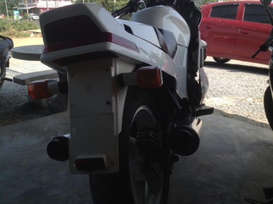 ขาย vfr 750 police ปี 1989 สภาพ95\% อินวอยแท้ รถเครื่องดีมาก วาล์วไม่มีดัง