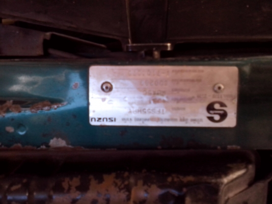 แลกหัวยาวครับ  เอามาทำเทลเลอร์ อิซูซุแกรนแอดแวนเจอ์  เดิมๆ ไม่เคยทำสี  วางเครื่องเจ ติดแก๊สมาจากศูนย์สามหมืนกว่าเข้าเล่มแล้วประหยัดทะเบียนสวยยกให้เลย  แอร์เย็น  เครื่องcd ราคา คุยกันได้  ถูกใจยกให้เลย  เหมาะมากกับครอบใหญ่  รีบตัดสินใจครับ หรือมีรถไถแลกก็เ