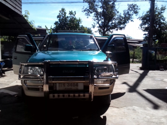 แลกหัวยาวครับ  เอามาทำเทลเลอร์ อิซูซุแกรนแอดแวนเจอ์  เดิมๆ ไม่เคยทำสี  วางเครื่องเจ ติดแก๊สมาจากศูนย์สามหมืนกว่าเข้าเล่มแล้วประหยัดทะเบียนสวยยกให้เลย  แอร์เย็น  เครื่องcd ราคา คุยกันได้  ถูกใจยกให้เลย  เหมาะมากกับครอบใหญ่  รีบตัดสินใจครับ หรือมีรถไถแลกก็เ